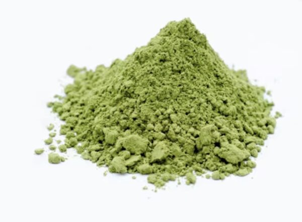Alfalfa powder